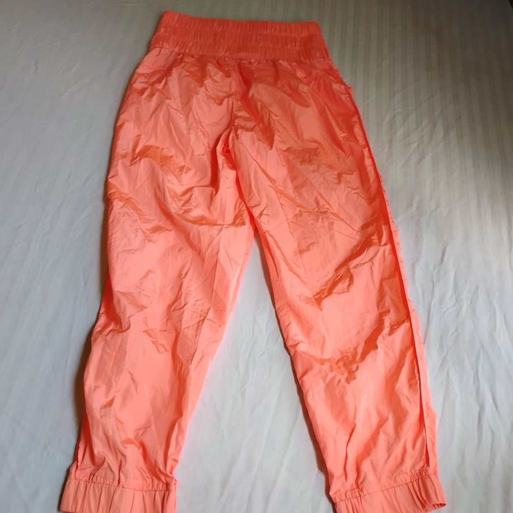 Free People Movement Pants Small The Way Home Jogger Windbreaker Neon Athletic - Picture 13 of 14